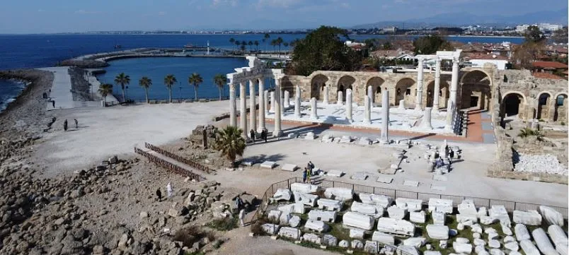 ÖZGÜN PARÇALARI BİRLEŞTİRİLDİ VE AYAĞA KALDIRILDI.. ATHENA ZİYARETÇİ AĞIRLIYOR