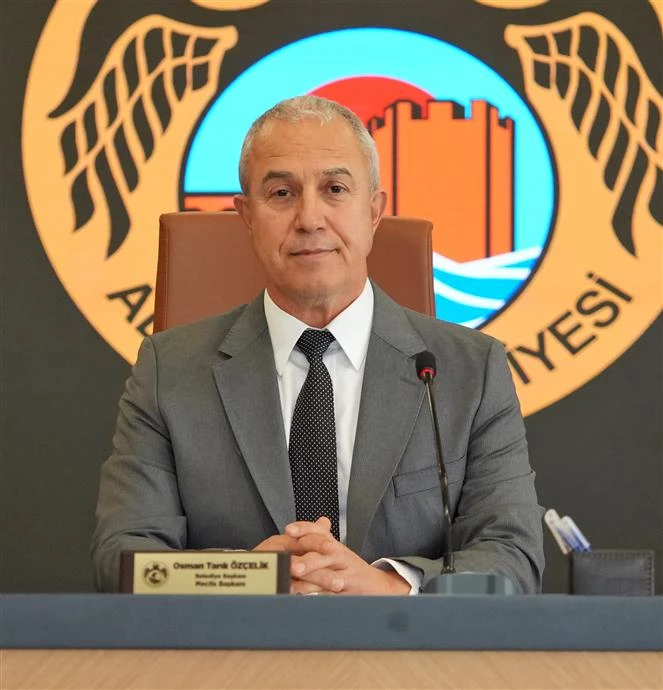 BAŞKAN ÖZÇELİK
