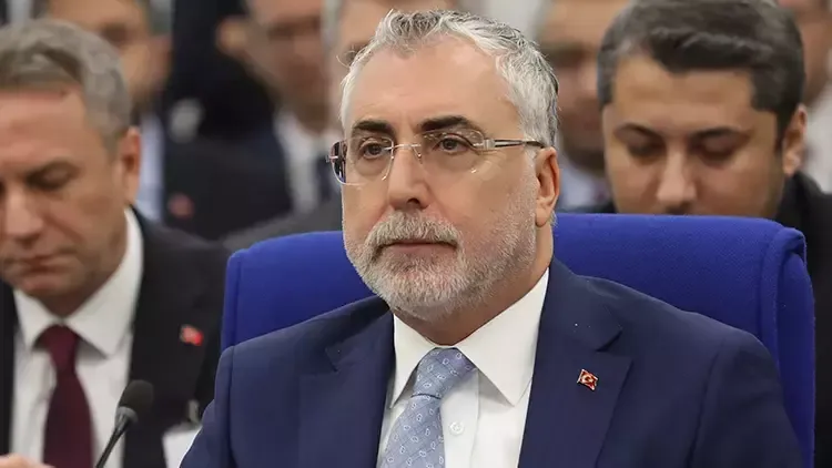 BAKAN IŞIKHAN AÇIKLADI..  ‘KANSER TEDAVİSİNDE İLAVE ÜCRET ALMIYORUZ’