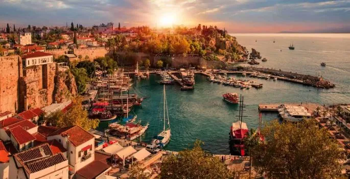 DÜNYANIN EN GÜVENLİ ŞEHİRLERİ.. ANTALYA 70.9 PUANLA 61. SIRADA