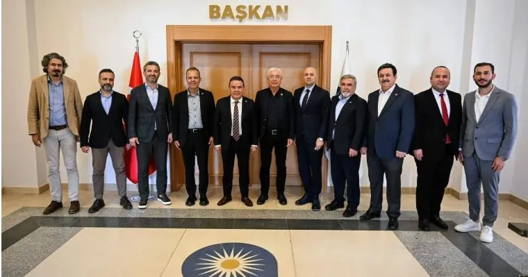 DÖŞEMEALTI BELEDİYESİ’NE TEPKİ YAĞDI.. ‘YAPAMIYORSUNUZ BARİ BOZMAYIN’