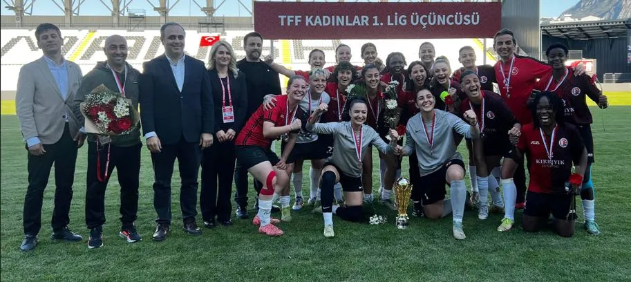 1207 ANTALYA KADIN FUTBOL KULÜBÜ YENİDEN SÜPER LİG