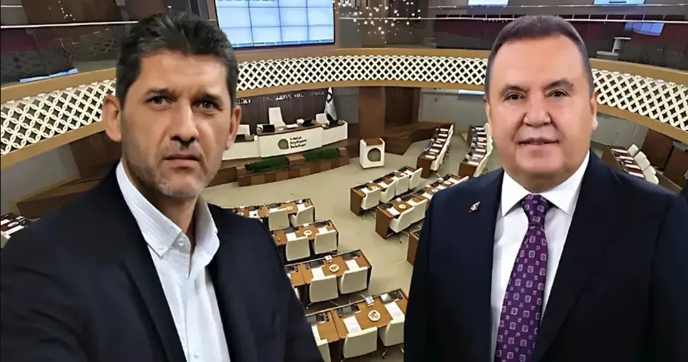 ÇETİN’DEN BÖCEK’E TEPKİ.. ‘ZAFER SARHOŞLUĞUNDAN UYANIP KENTE DÖNMELİ’