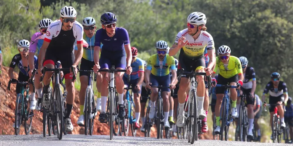 AKRA GRAN FONDO ANTALYA’DA PEDALLAR DOSTLUK İÇİN DÖNDÜ