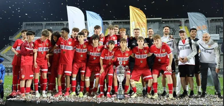 DÜNYA FUTBOLUNUN YILDIZ ADAYLARI ANTALYA’DA BULUŞTU