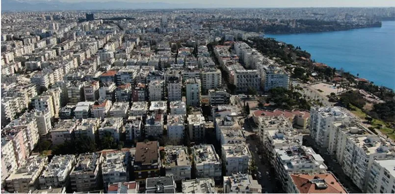 ANTALYA’DA 2000 ÖNCESİ YAPILAN BİNALAR CİDDİ TEHLİKE ALTINDA
