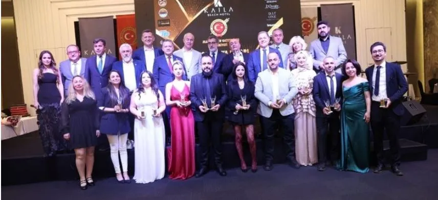 ALANYA’DA ‘MEDYA BAŞARI ÖDÜLLERİ’ SAHİPLERİNİ BULDU