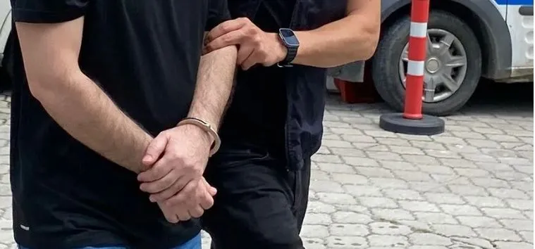 ANTALYA’DA BEYİN VE SİNİR CERRAHİSİ DOKTORU 3 KİŞİ GÖZALTINA ALINDI