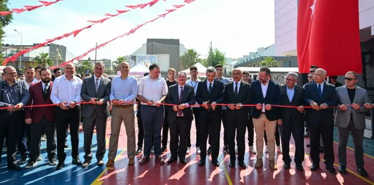 VALİ ŞAHİN.. ‘ANTALYA HAVACILIĞIN MERKEZ ÜSSÜ OLMA YOLUNDA’
