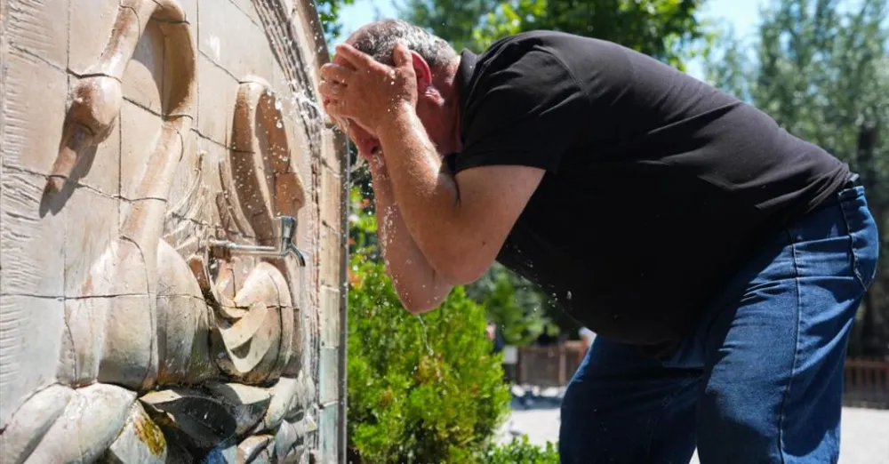 HAVALAR ISINIYOR.. SICAKLIK 30 DERECEYE KADAR ÇIKACAK