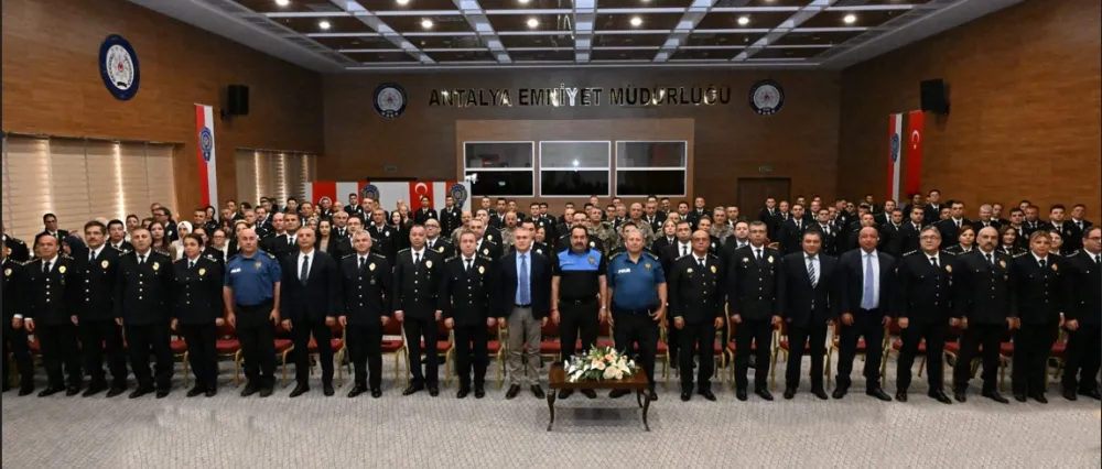 ANTALYA EMNİYET MÜDÜRLÜĞÜ’NDE RÜTBE TERFİ TÖRENİ DÜZENLENDİ