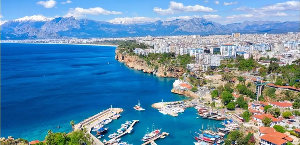 YURTTA HAVA DURUMU.. ANTALYA AZ BULUTLU VE AÇIK 35 DERECE