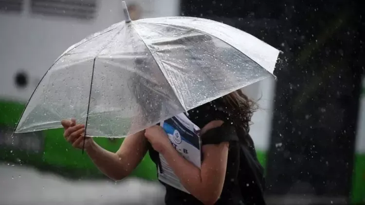 METEOROLOJİ İL İL UYARDI.. SICAKLIK AZALIYOR GÖK GÜRÜLTÜLÜ SAĞANAK GELİYOR