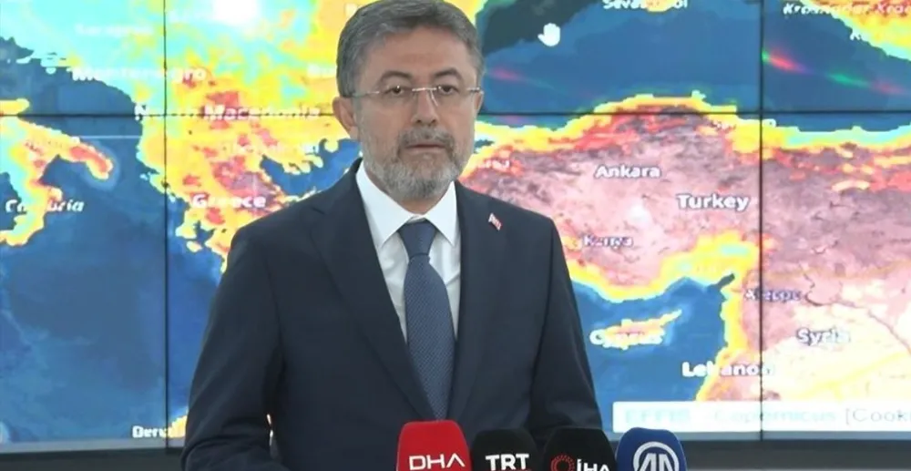 BAKAN YUMAKLI DUYURDU.. ‘4 İLİMİZDEKİ 5 YANGIN KONTROL ALTINA ALINDI’