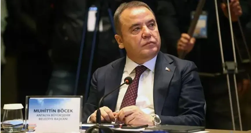 ANTALYA ADANA VE ADIYAMAN BÜYÜKŞEHİR BAŞKANLARI GÖZALTINA ALINDI