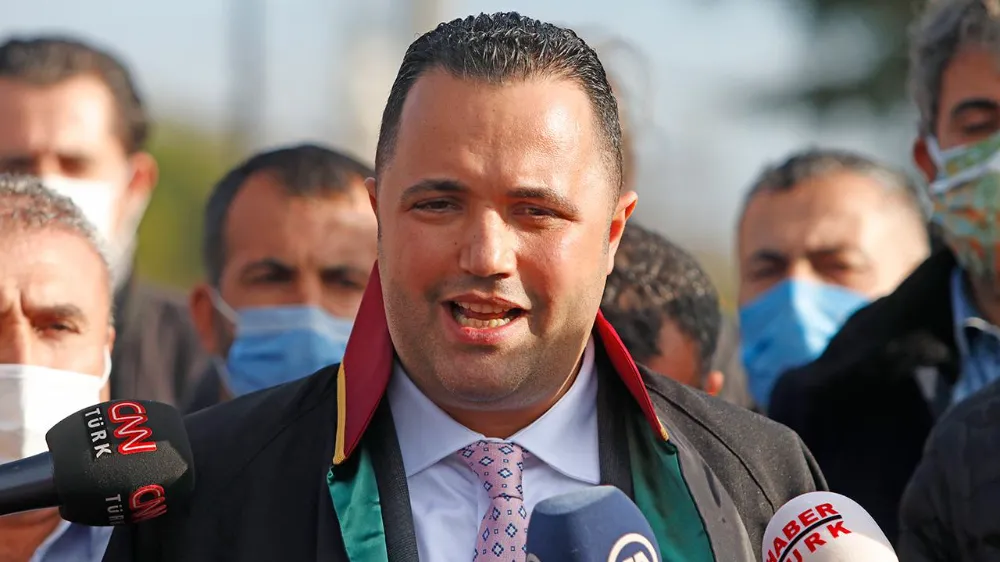 AVUKAT REZAN EPÖZDEMİR ‘RÜŞVETE ARACILIK ETMEK’ SUÇUNDAN TUTUKLANDI