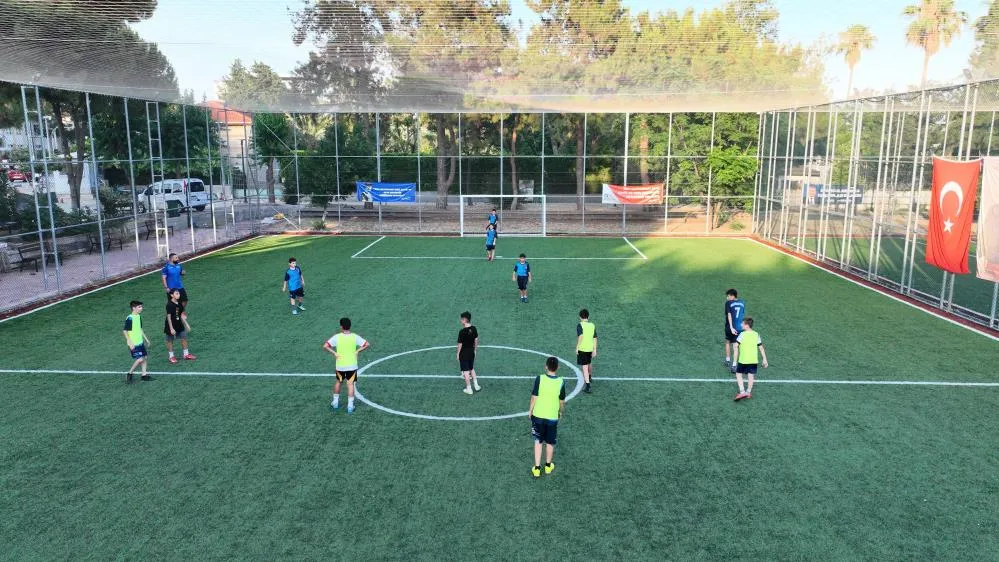 ANTALYA BÜYÜKŞEHİR FUTBOL AKADEMİSİ KIŞ DÖNEMİ KAYITLARI BAŞLIYOR