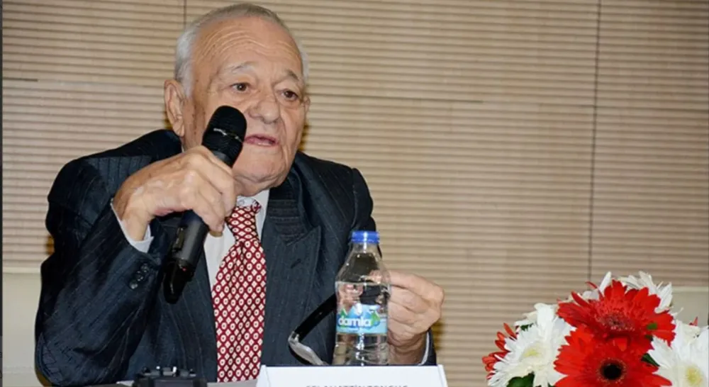 ANTALYA’NIIN ESKİ BAŞKANLARINDAN SELAHATTİN TONGUÇ BUGÜN TOPRAĞA VERİLECEK