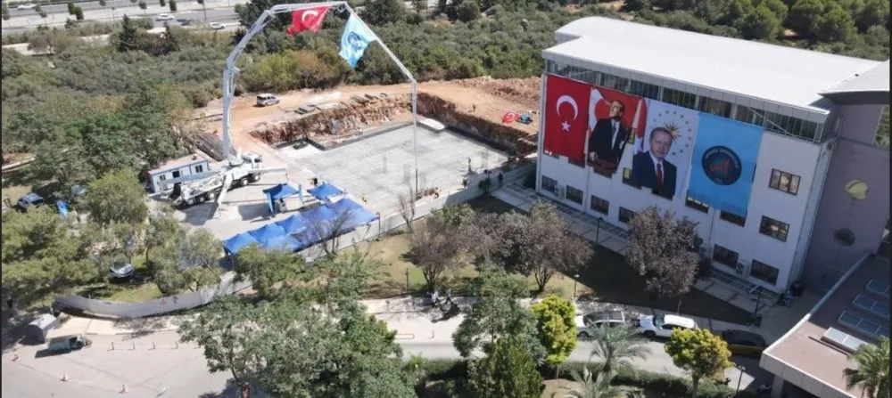 AKDENİZ ÜNİVERSİTESİ HASTANESİ NÖROLOJİ POLİKLİNİĞİ YENİ BİNASININ TEMELİ ATILDI