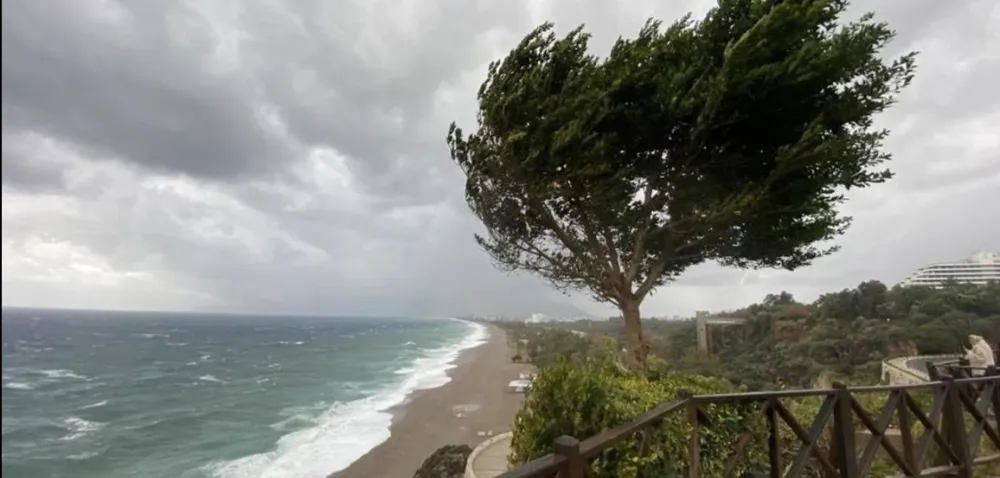 METEOROLOJİ UYARDI.. BODRUM- ANAMUR ARASINDA FIRTINA ETKİLİ OLACAK