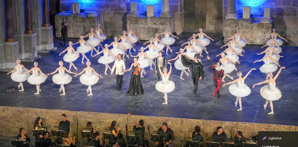 FESTİVAL DEVAM EDİYOR.. ASPENDOS