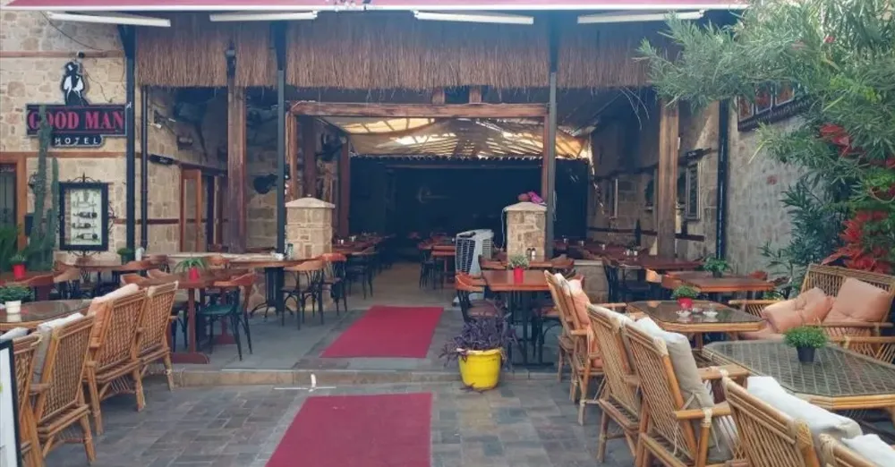 ANTALYA’NIN TARİHİ ÇİÇEK PASAJI KÜLLERİNDEN YENİDEN DOĞDU